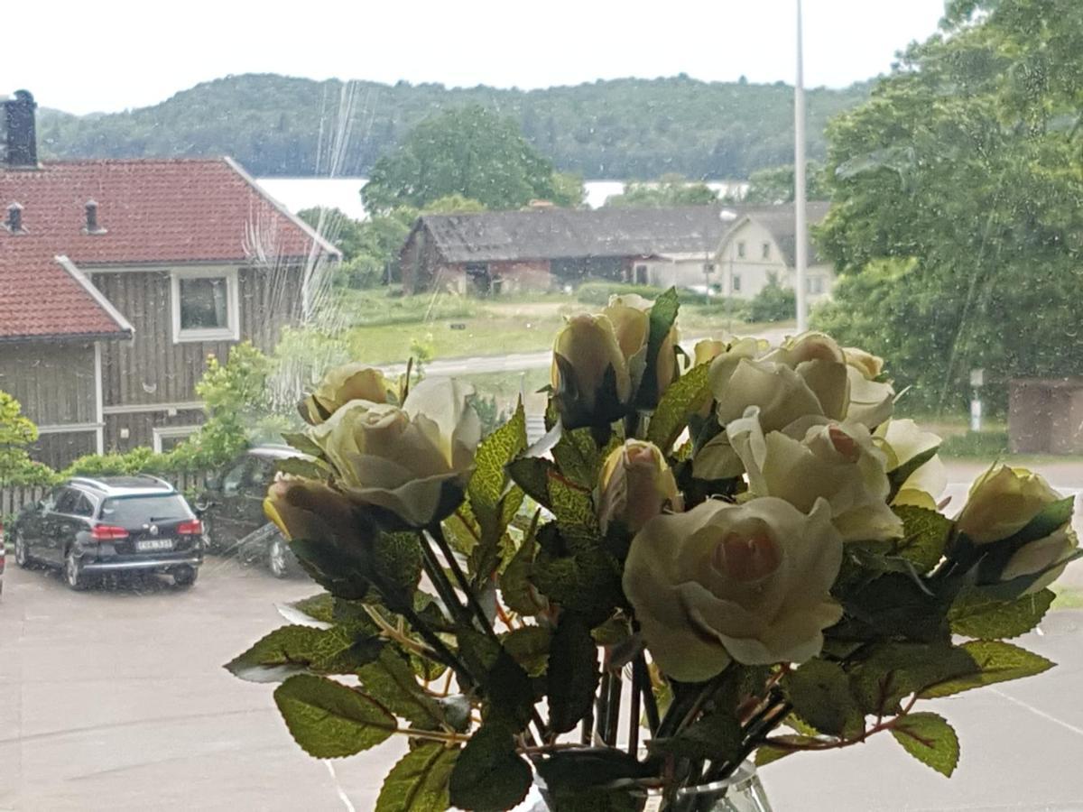 Alkoven Logi Hotel Ullared Buitenkant foto