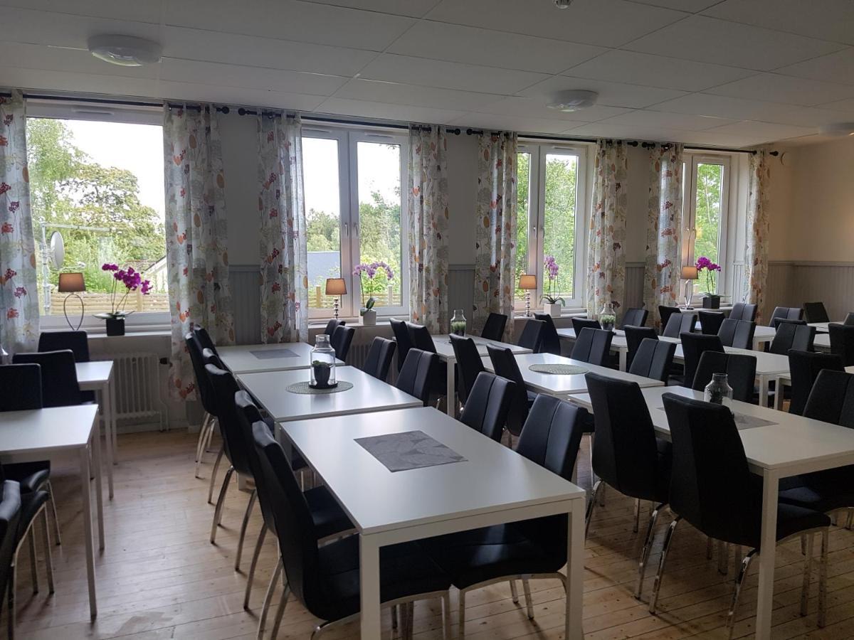 Alkoven Logi Hotel Ullared Buitenkant foto