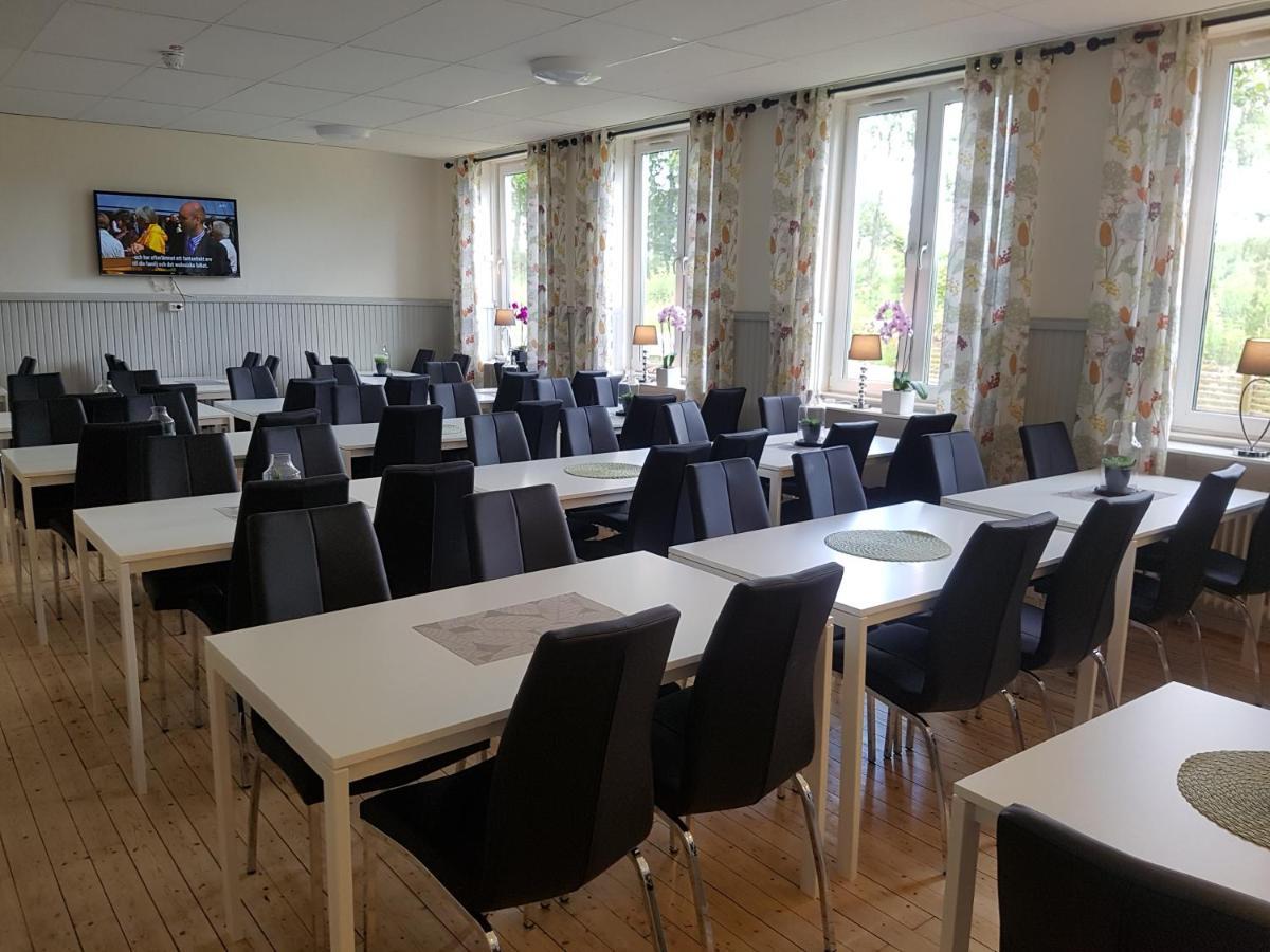 Alkoven Logi Hotel Ullared Buitenkant foto