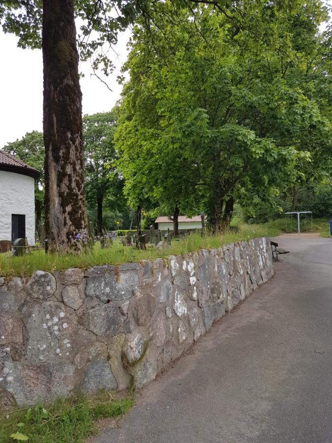 Alkoven Logi Hotel Ullared Buitenkant foto