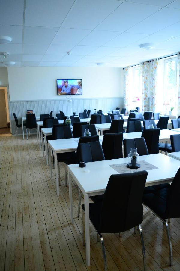 Alkoven Logi Hotel Ullared Buitenkant foto