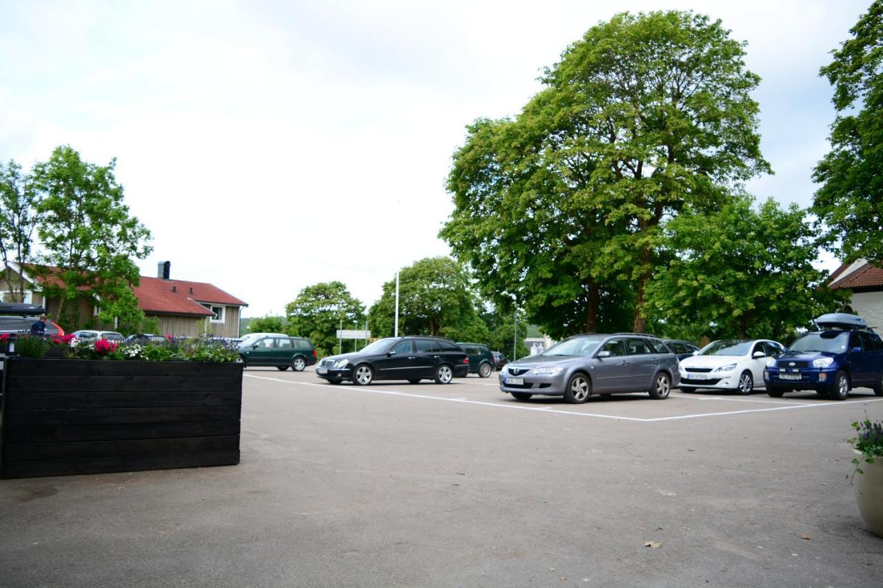 Alkoven Logi Hotel Ullared Buitenkant foto